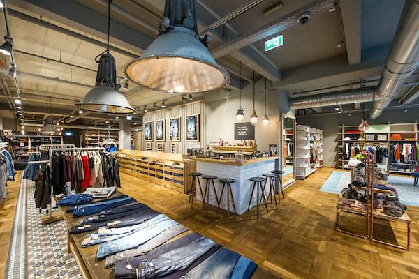 The Listener, Shop, Frankfurt am Main